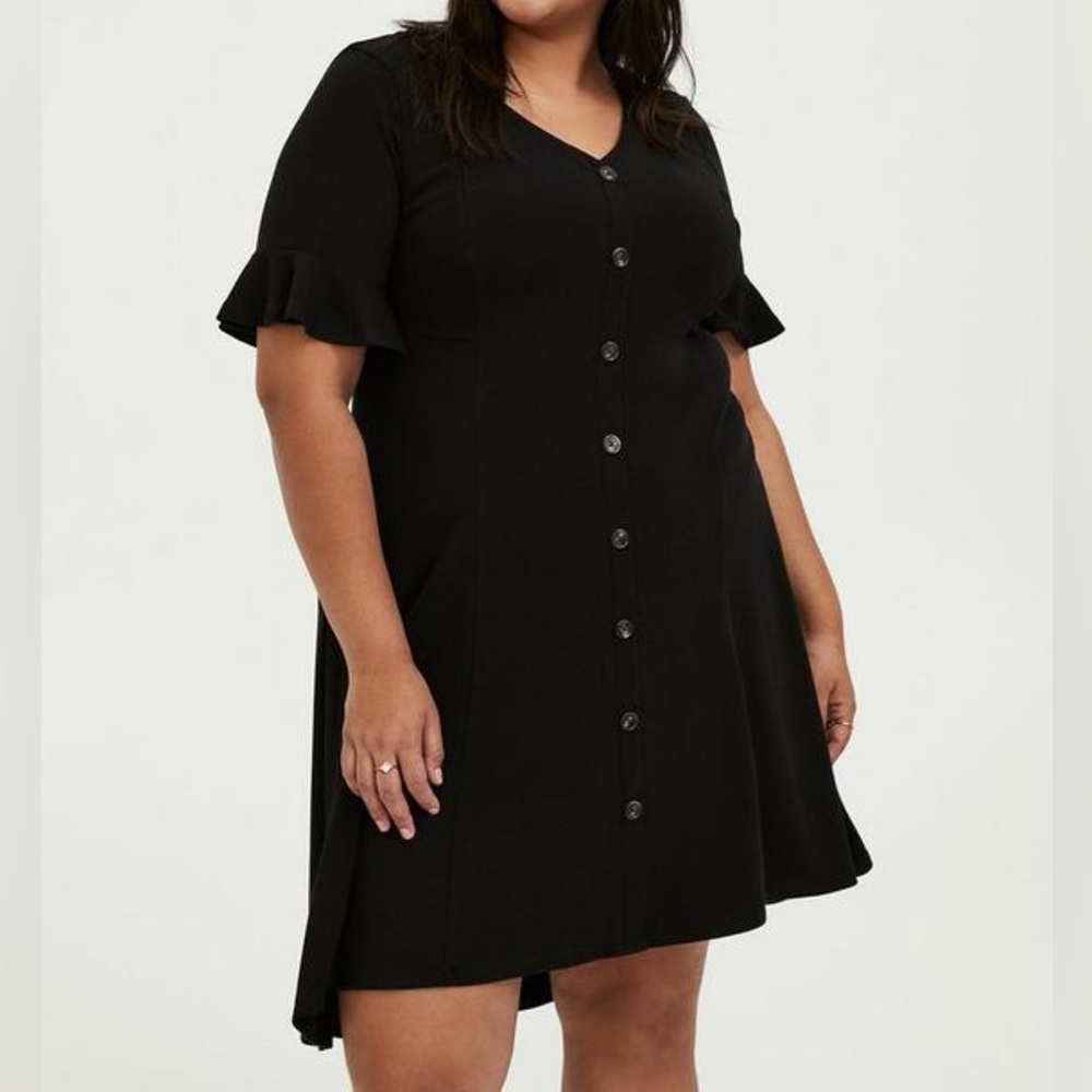 Black Rib Button Hi-Lo Dress